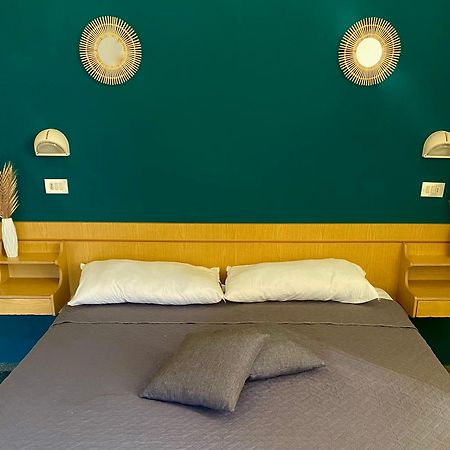 Hotel Villa Pozzi Cattolica Esterno foto
