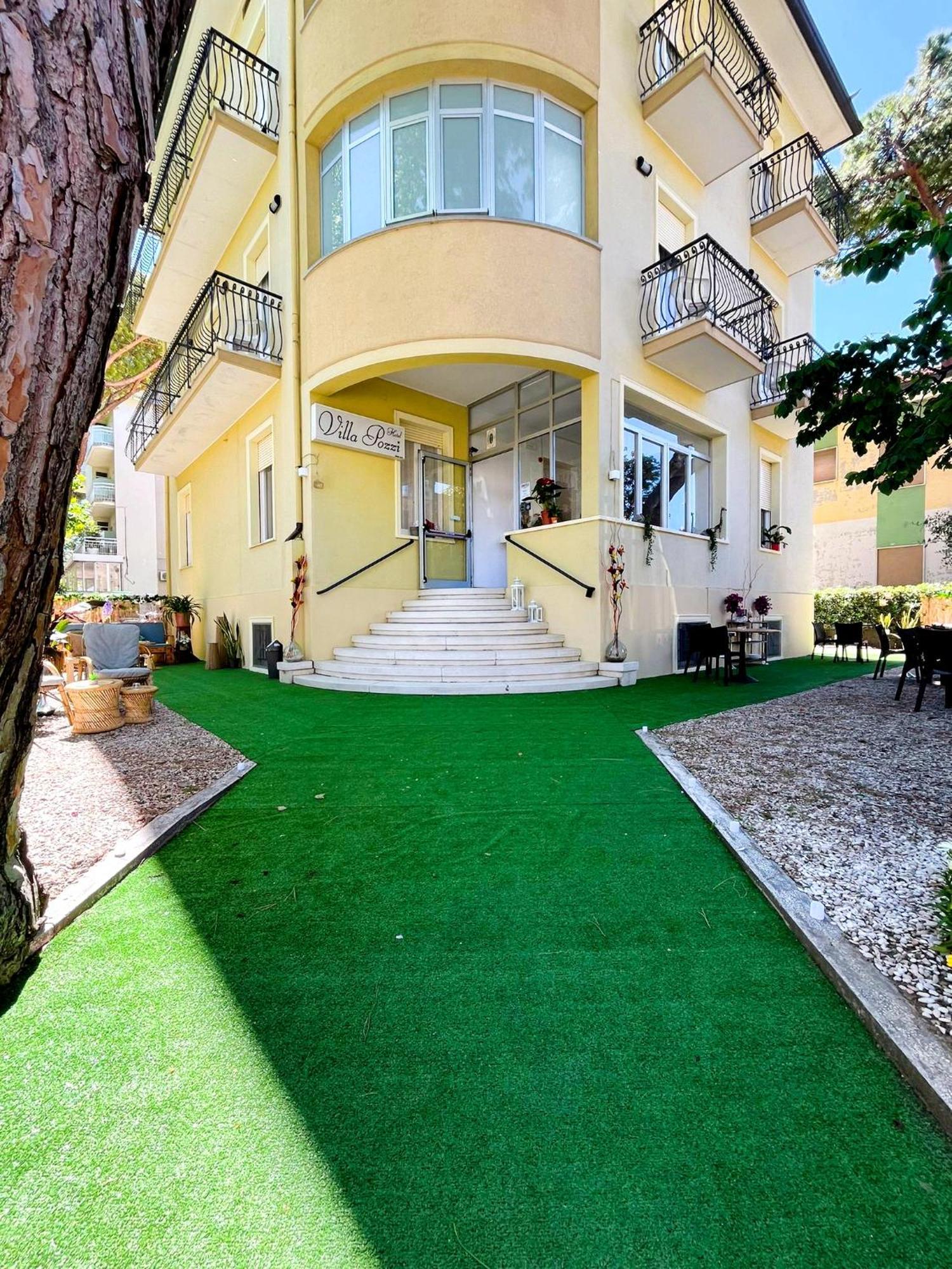 Hotel Villa Pozzi Cattolica Esterno foto